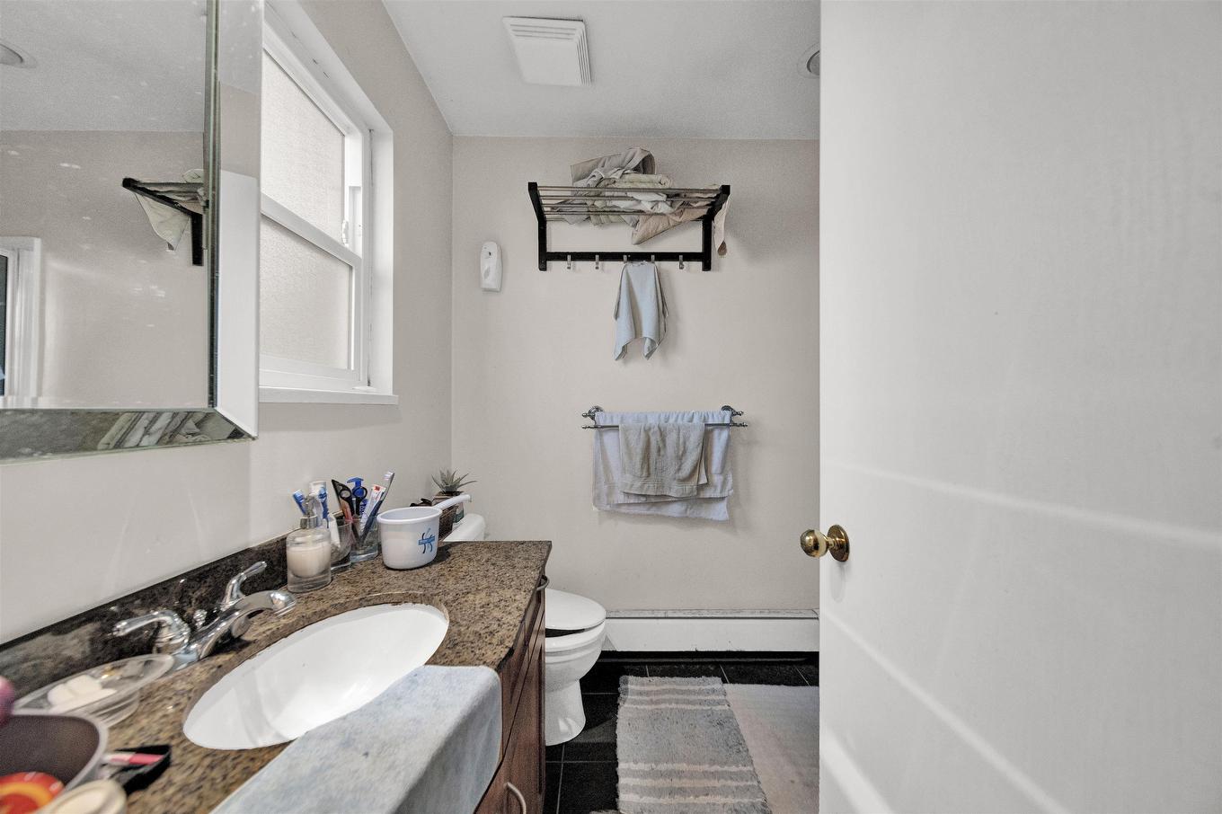 549 57Th Avenue E, Vancouver, BC