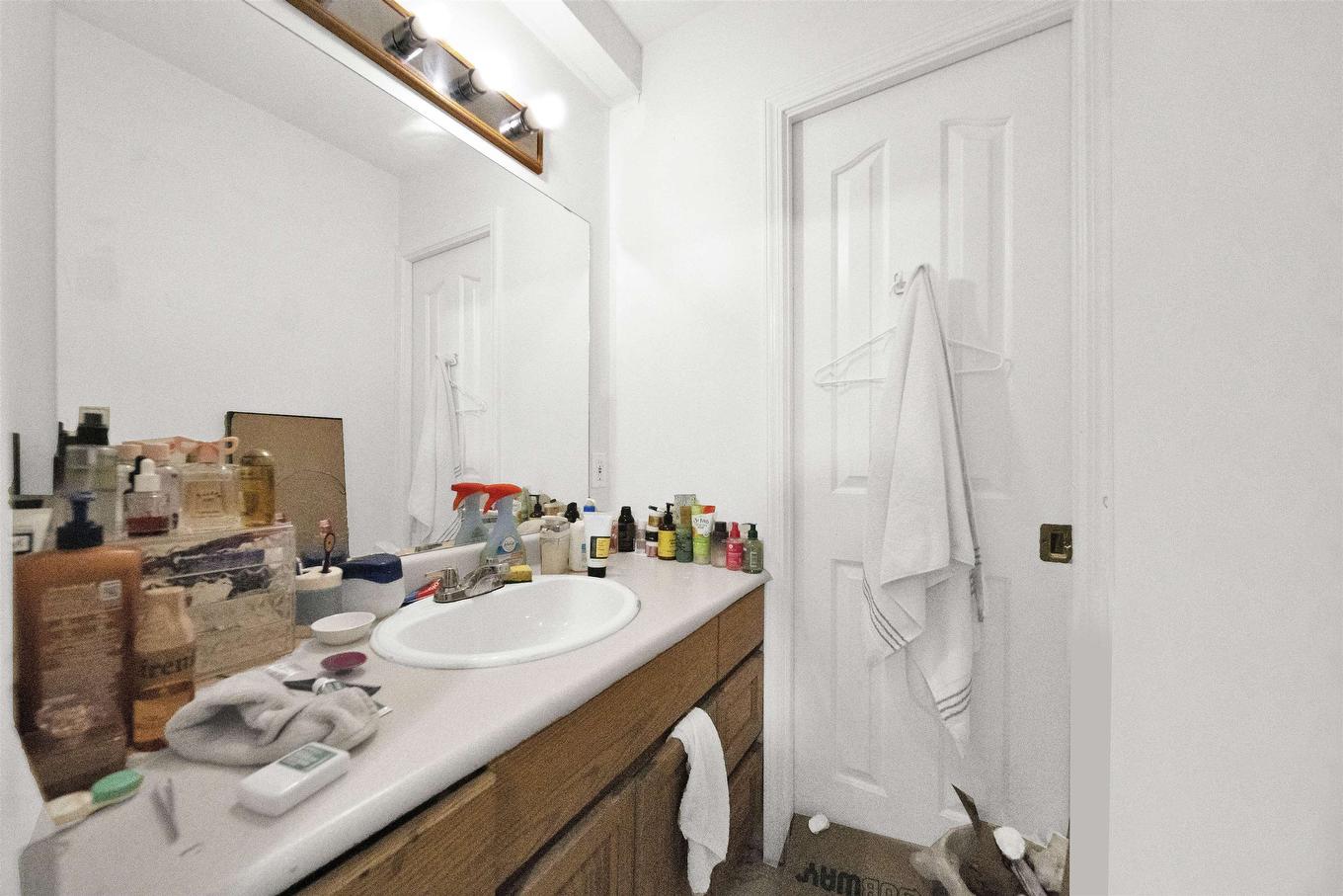 549 57Th Avenue E, Vancouver, BC