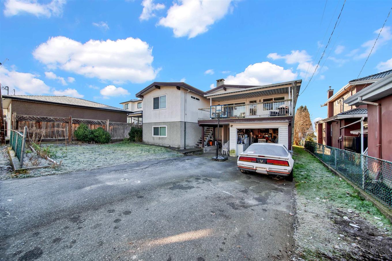 549 57Th Avenue E, Vancouver, BC