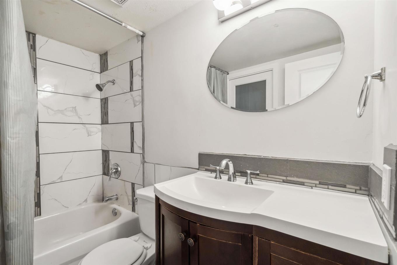 203-6105 Kingsway, Burnaby, BC