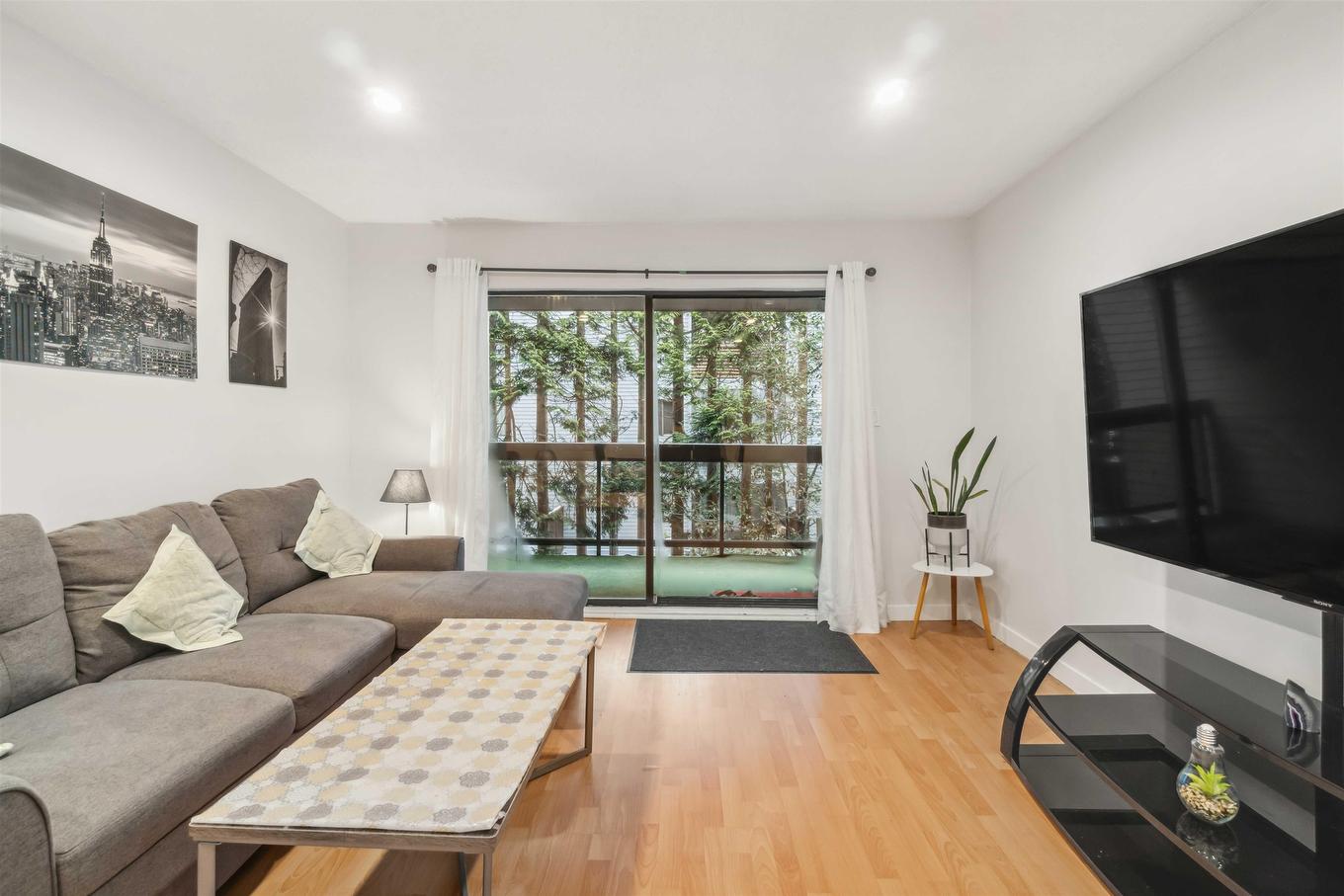 203-6105 Kingsway, Burnaby, BC