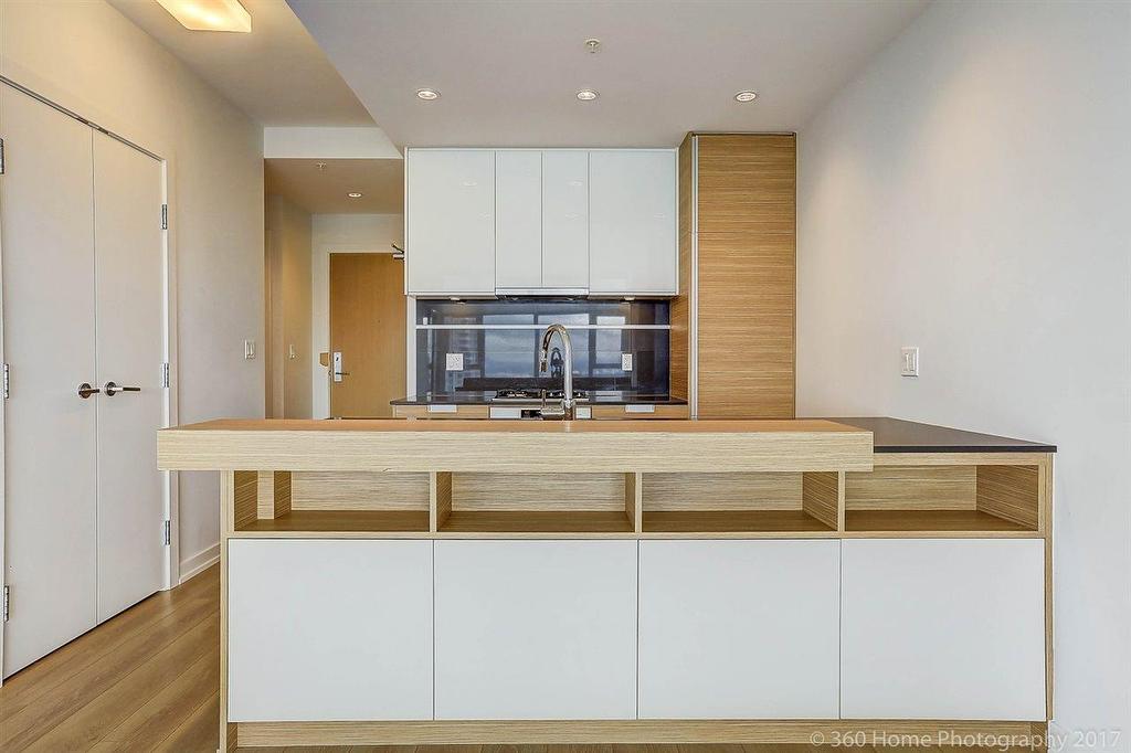 3302-4688 Kingsway, Burnaby, BC