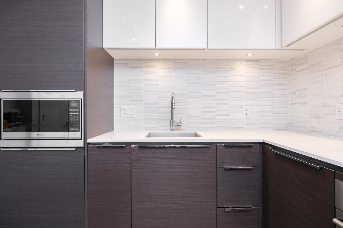 628-5233 Gilbert Road, Richmond, BC