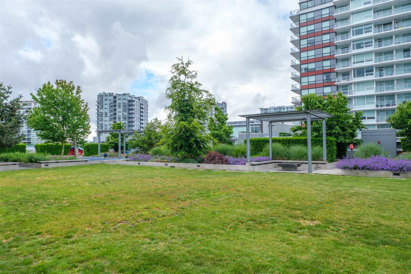 628-5233 Gilbert Road, Richmond, BC