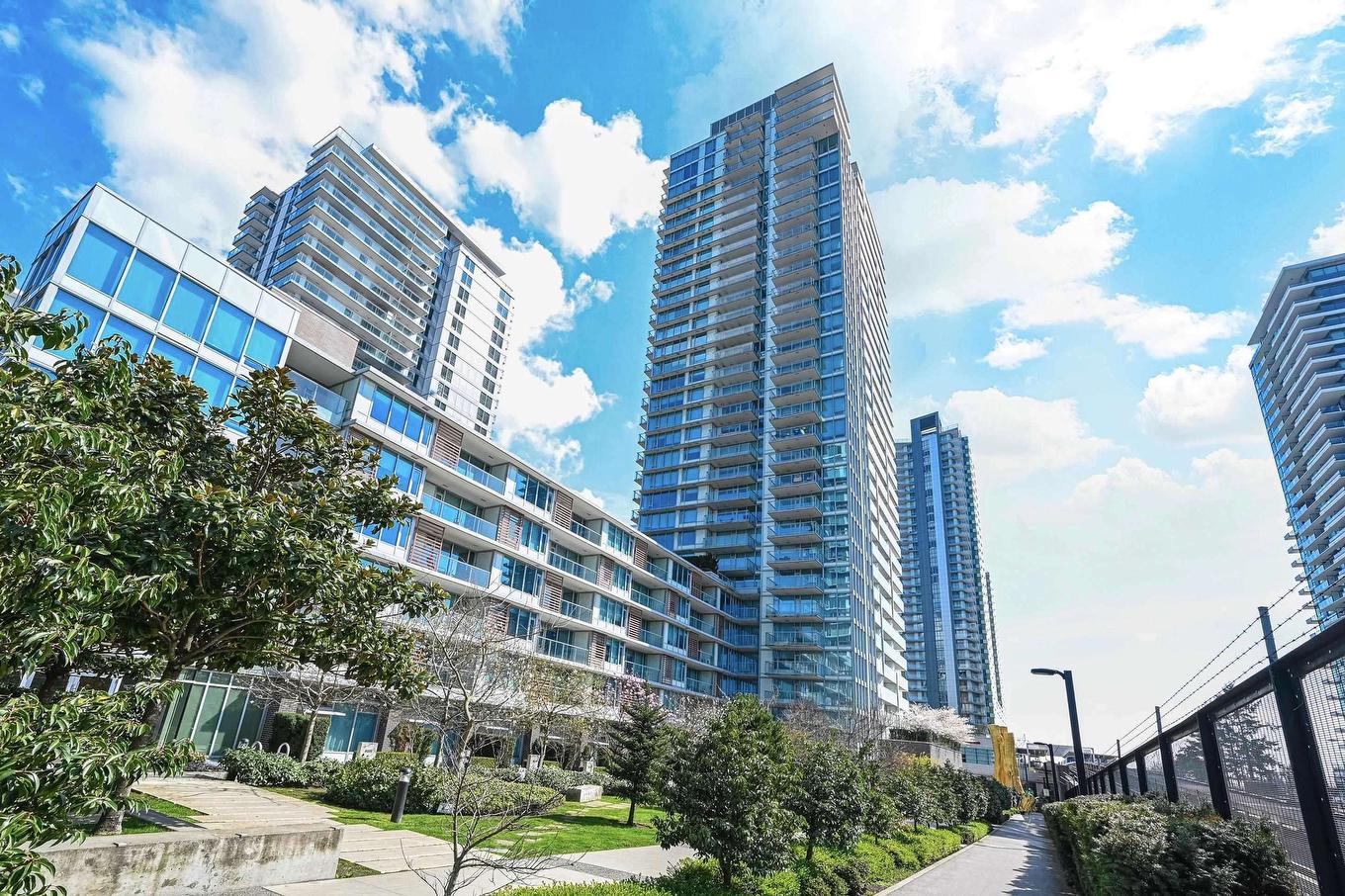 702-8031 Nunavut Lane, Vancouver, BC