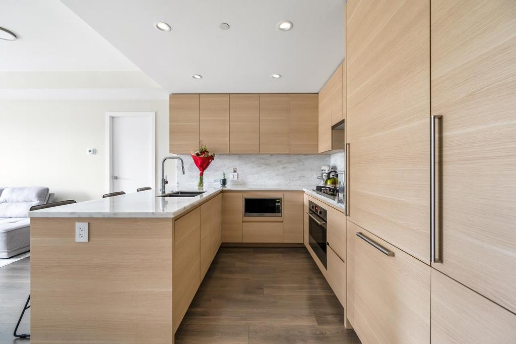 508-308 Morrissey Road, Port Moody, BC