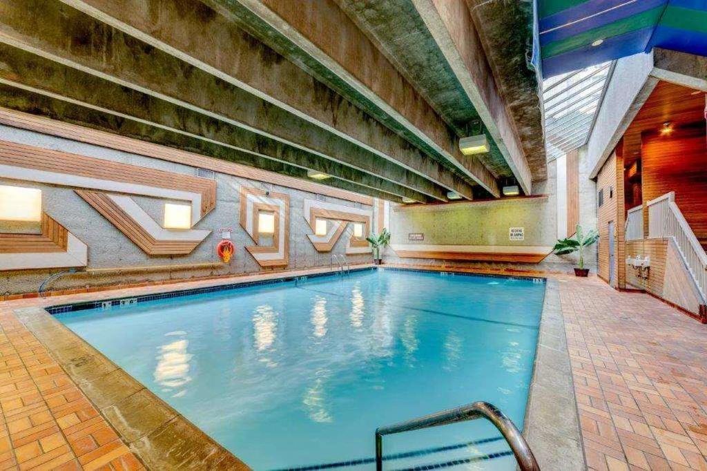 1205-2004 Fullerton Avenue, North Vancouver, BC