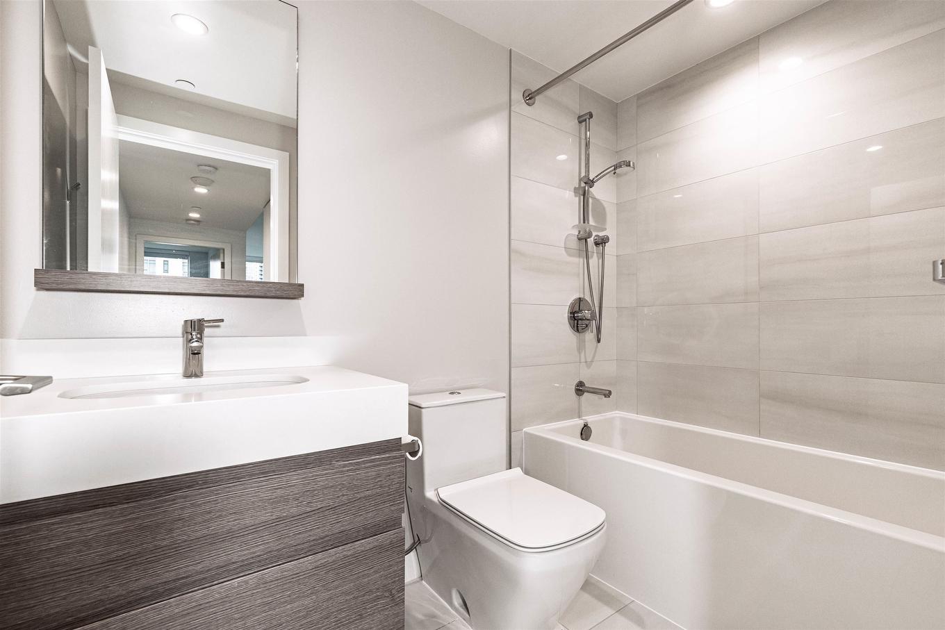 1009-6537 Telford Avenue, Burnaby, BC