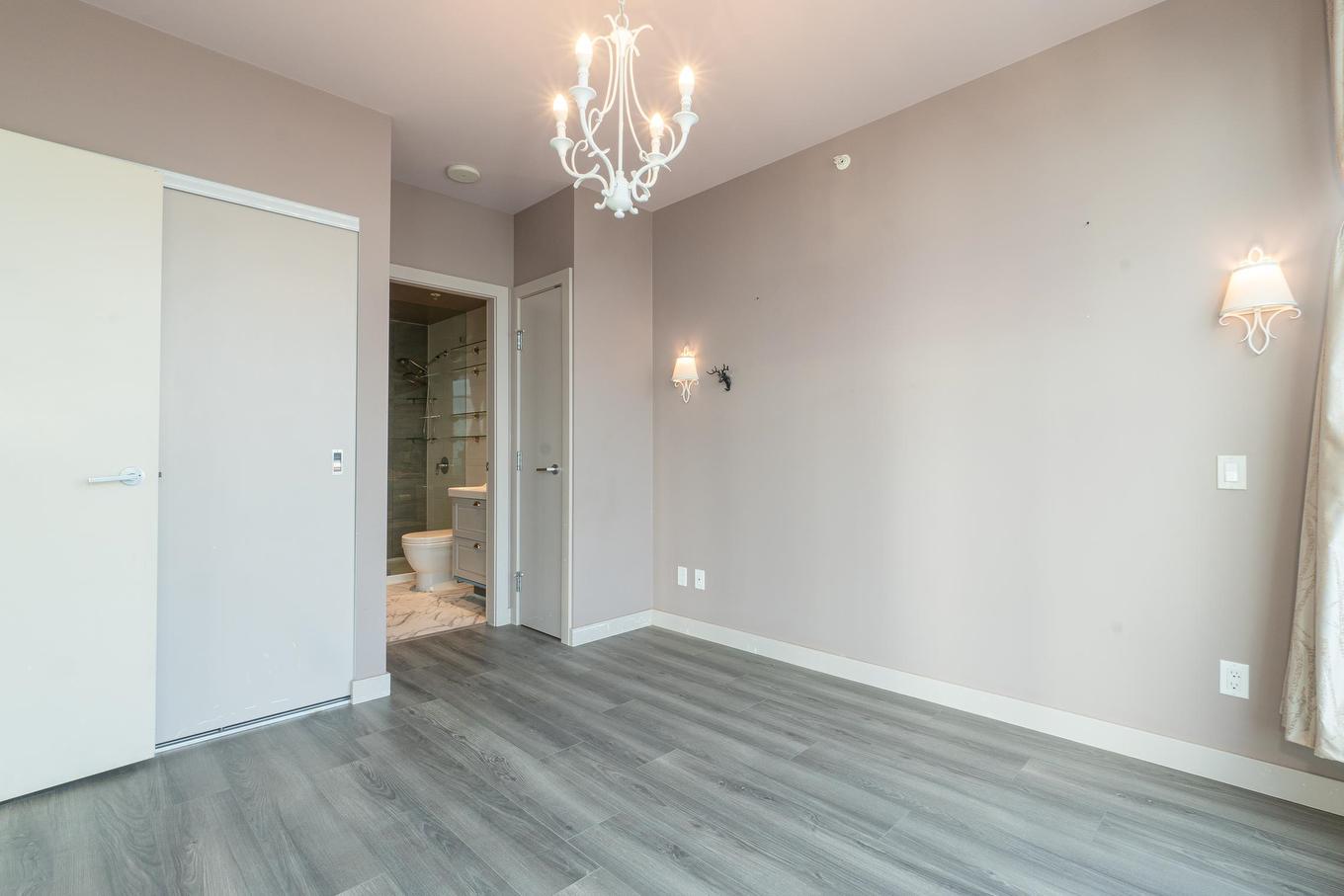 1909-4688 Kingsway, Burnaby, BC