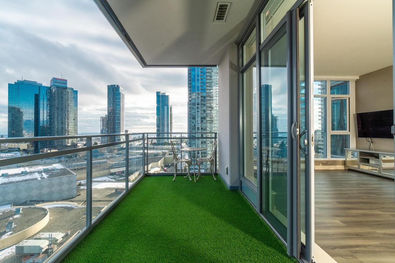 1909-4688 Kingsway, Burnaby, BC