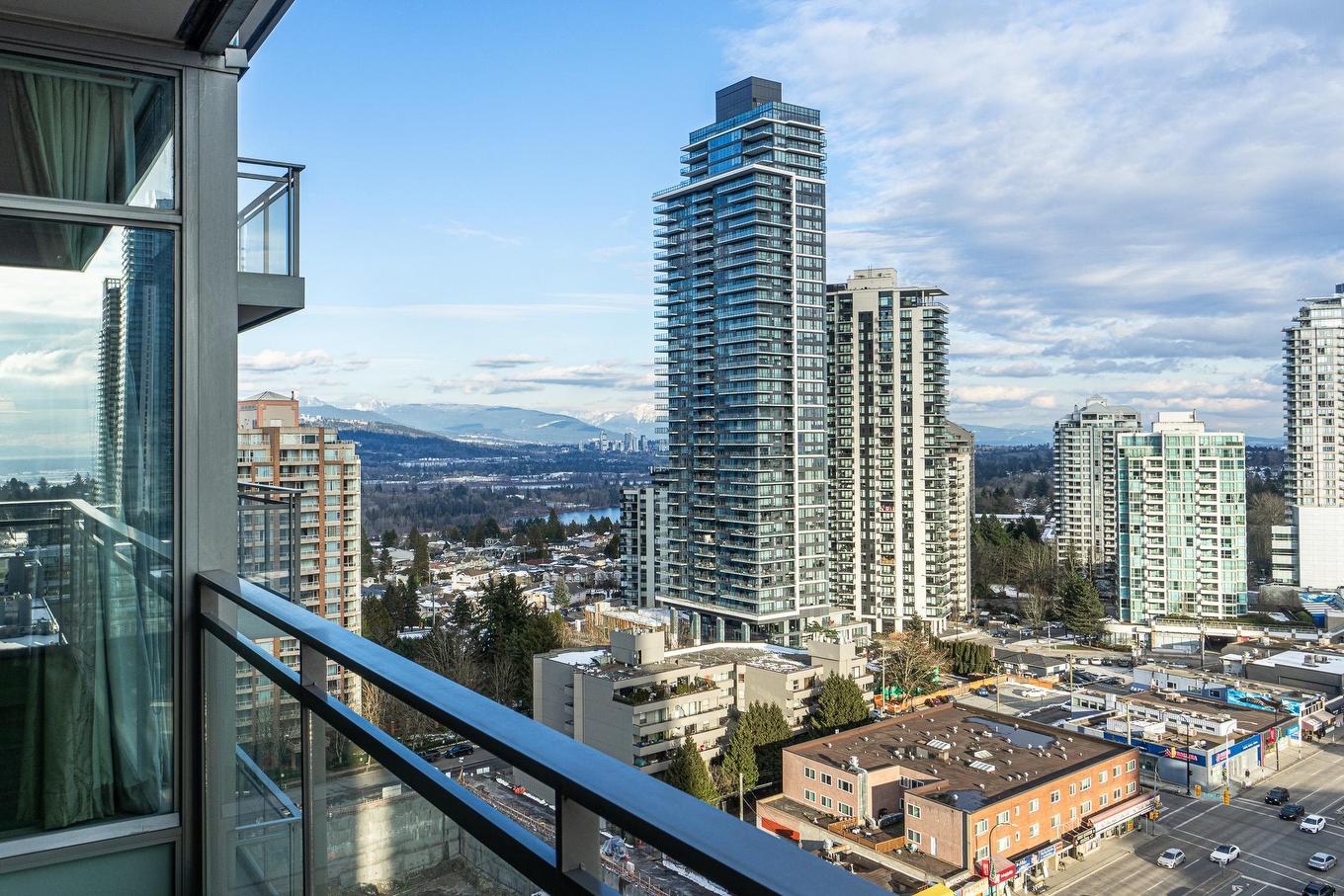 1909-4688 Kingsway, Burnaby, BC