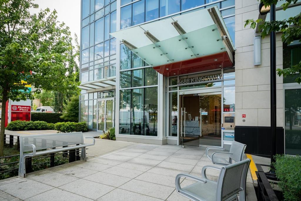 1909-4688 Kingsway, Burnaby, BC