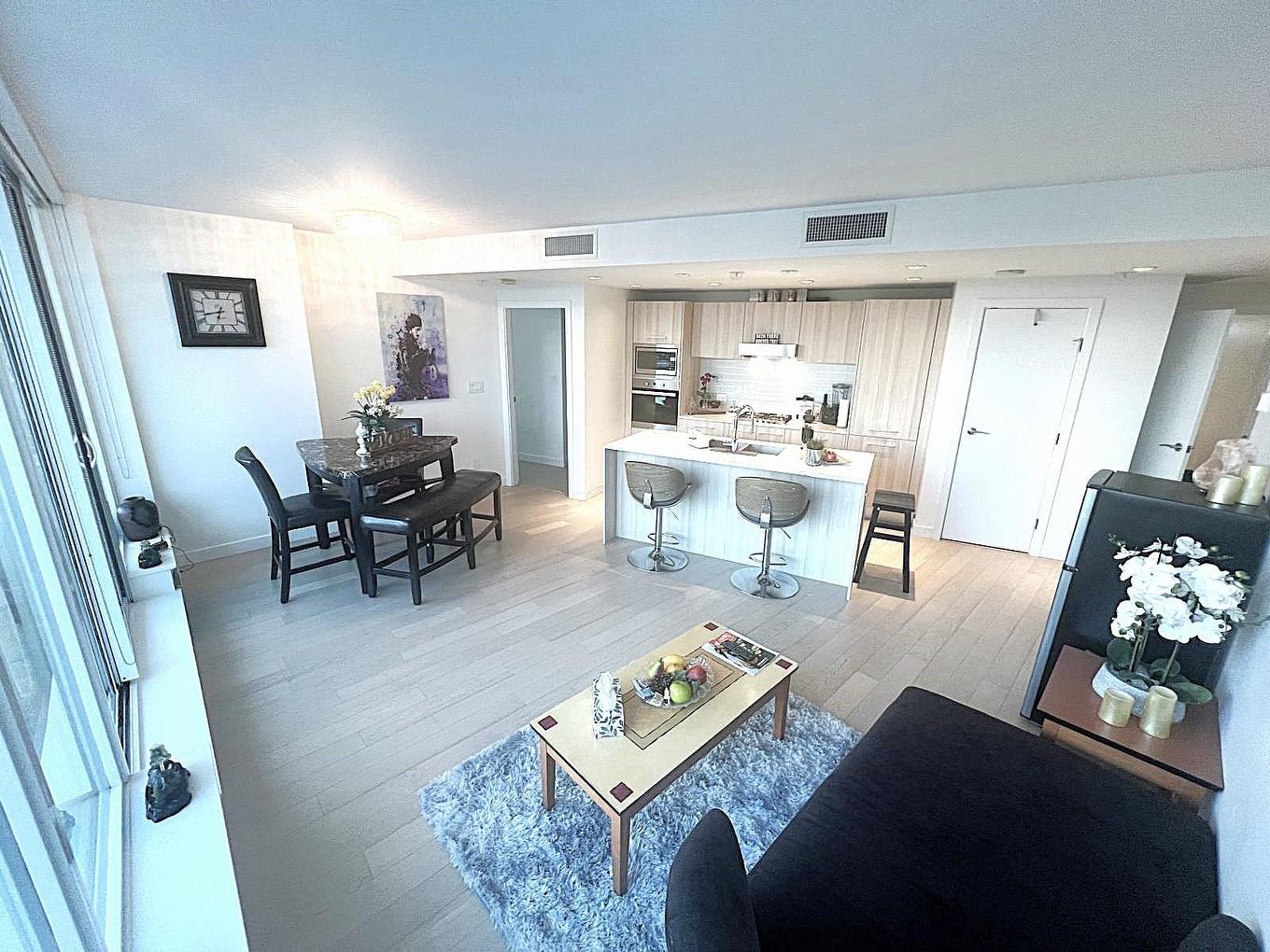 809-4638 Gladstone Street, Vancouver, BC