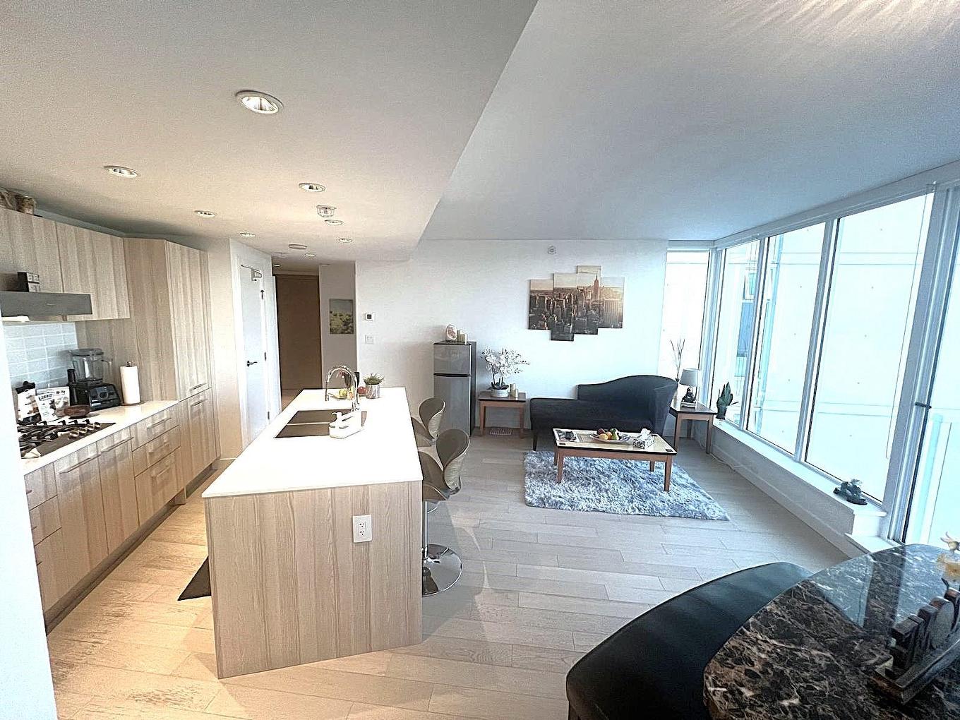 809-4638 Gladstone Street, Vancouver, BC