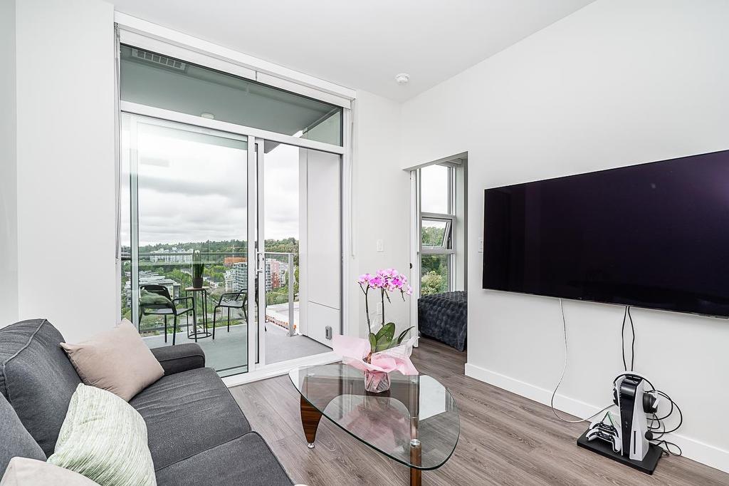 1702-3430 Kent Avenue E, Vancouver, BC