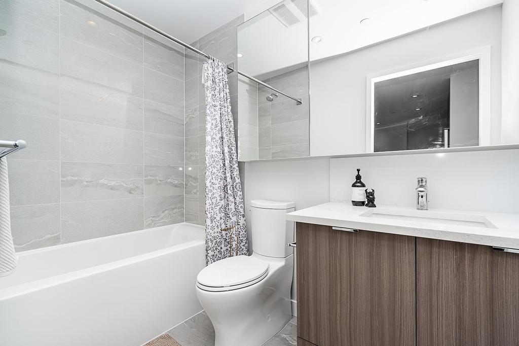 1702-3430 Kent Avenue E, Vancouver, BC