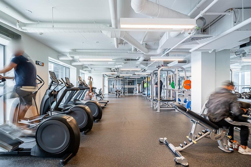 1702-3430 Kent Avenue E, Vancouver, BC