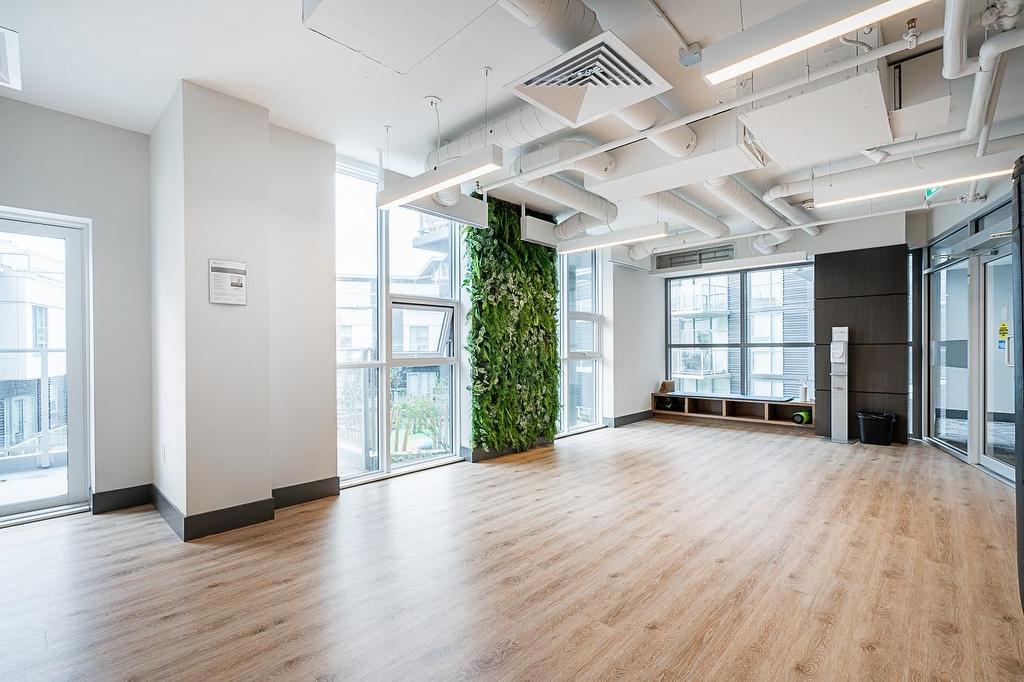 1702-3430 Kent Avenue E, Vancouver, BC