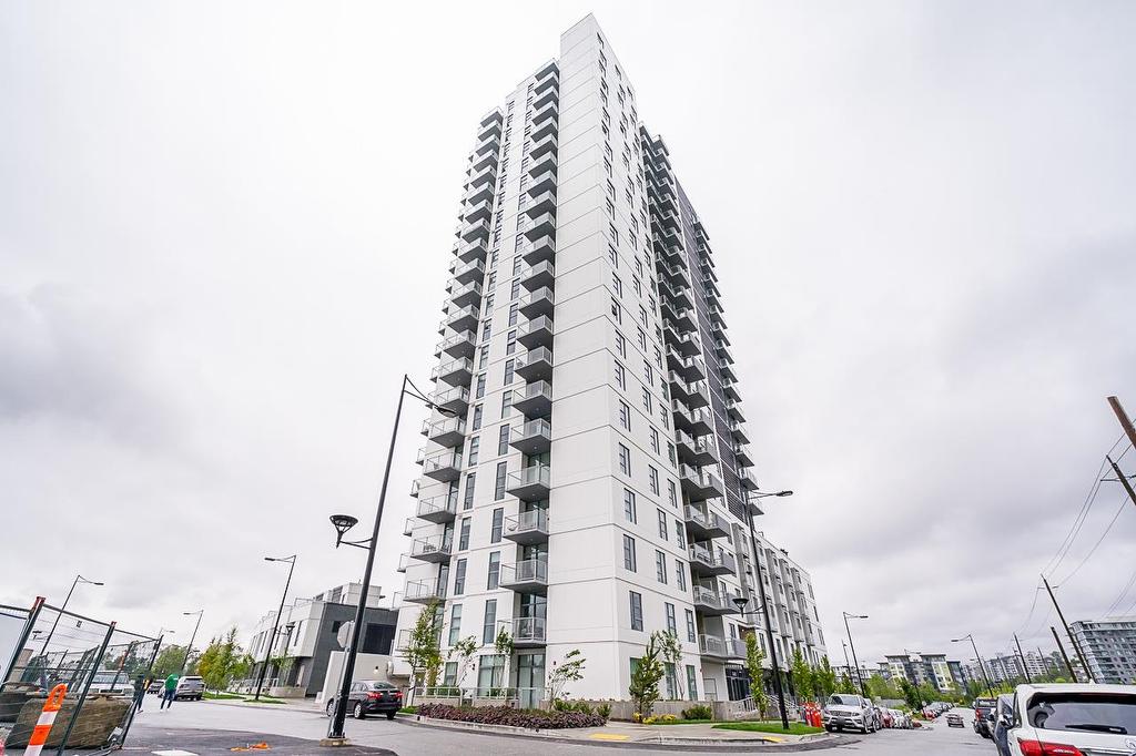 1702-3430 Kent Avenue E, Vancouver, BC