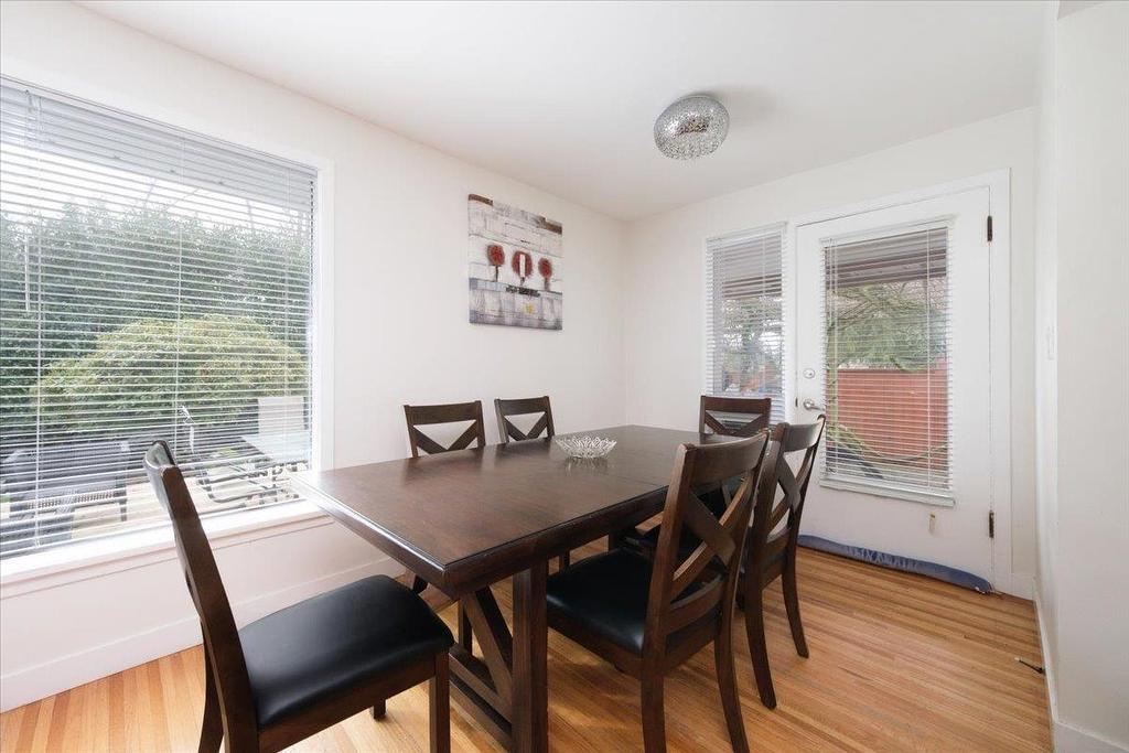 3001 Paisley Road, North Vancouver, BC