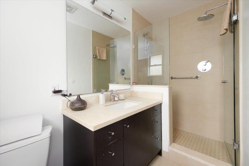 3001 Paisley Road, North Vancouver, BC