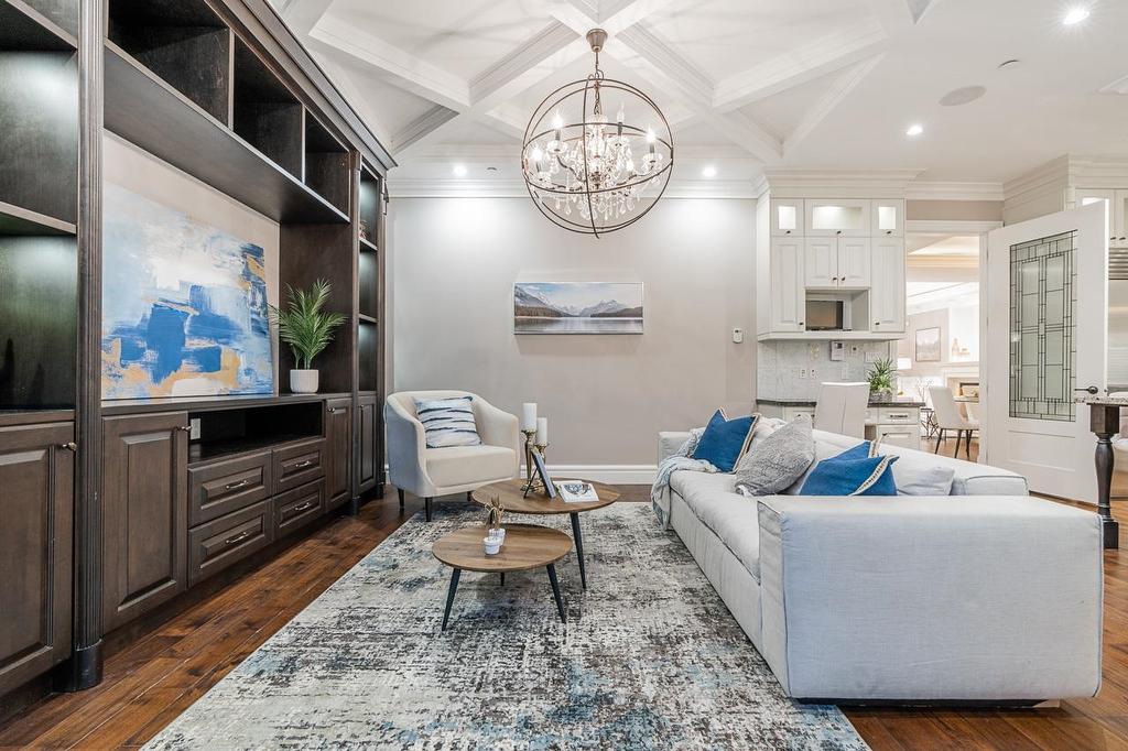 3741 37Th Avenue W, Vancouver, BC