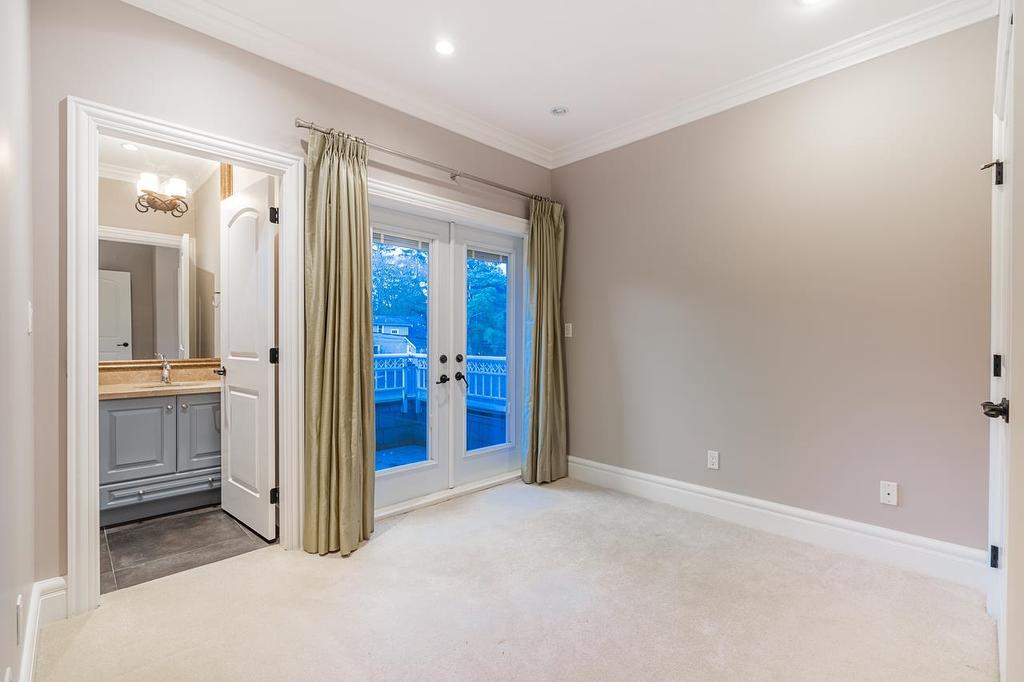 3741 37Th Avenue W, Vancouver, BC