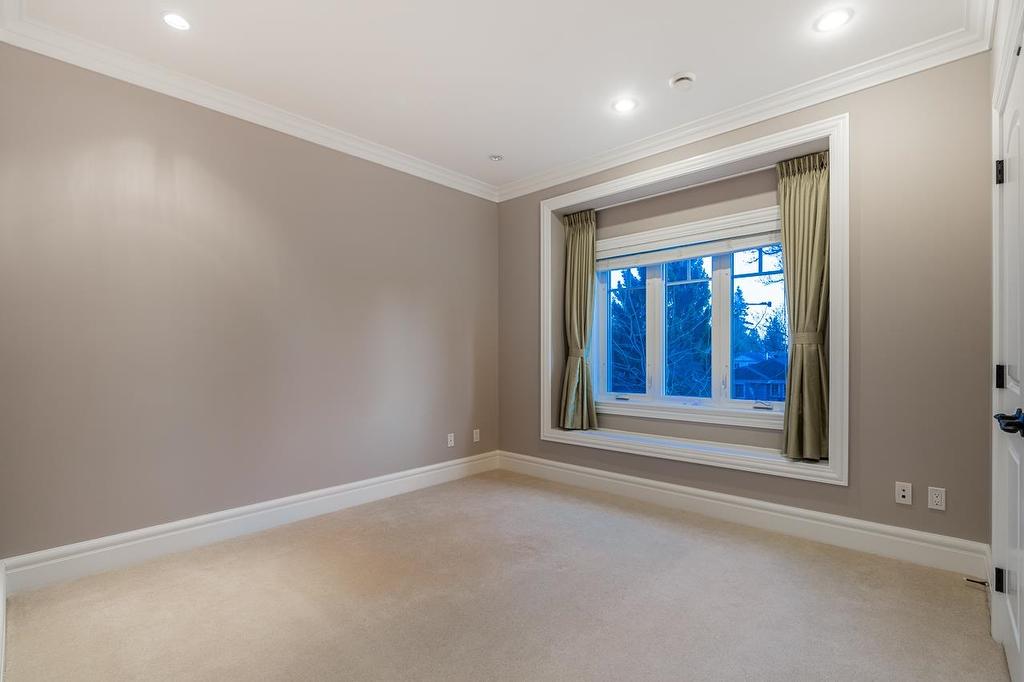 3741 37Th Avenue W, Vancouver, BC