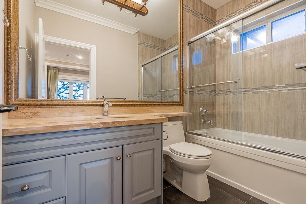 3741 37Th Avenue W, Vancouver, BC