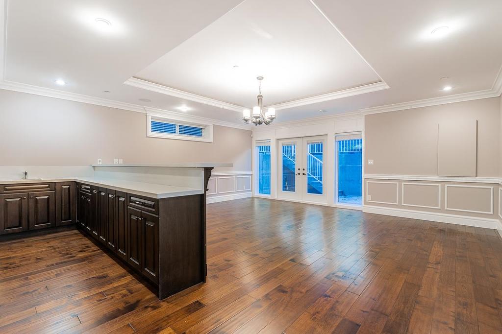 3741 37Th Avenue W, Vancouver, BC