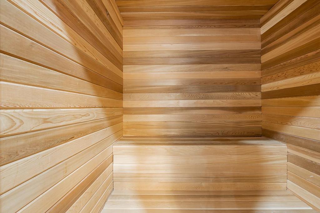 3741 37Th Avenue W, Vancouver, BC