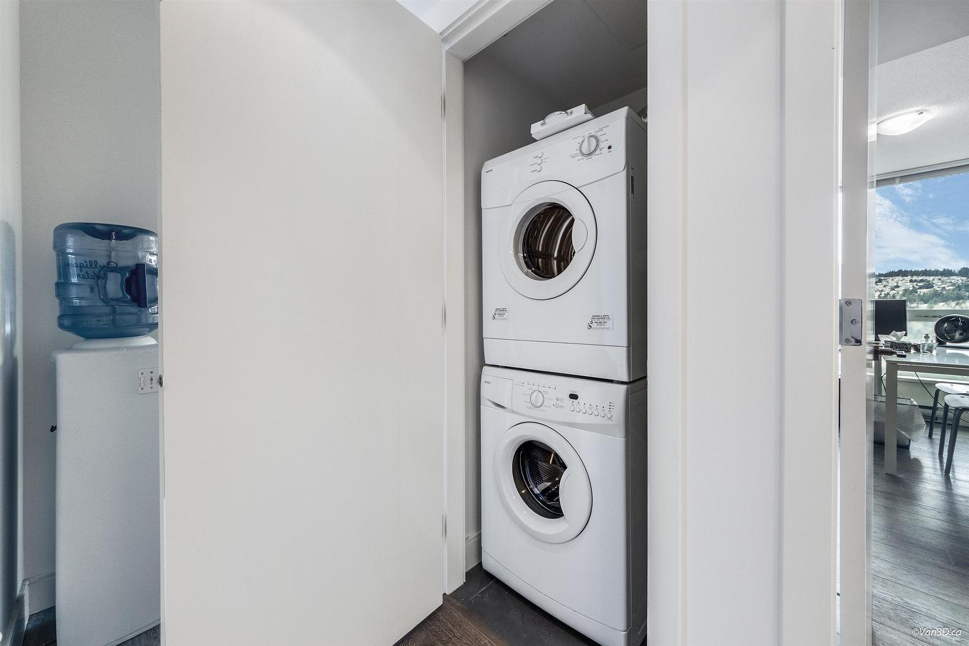 2208-3007 Glen Drive, Coquitlam, BC