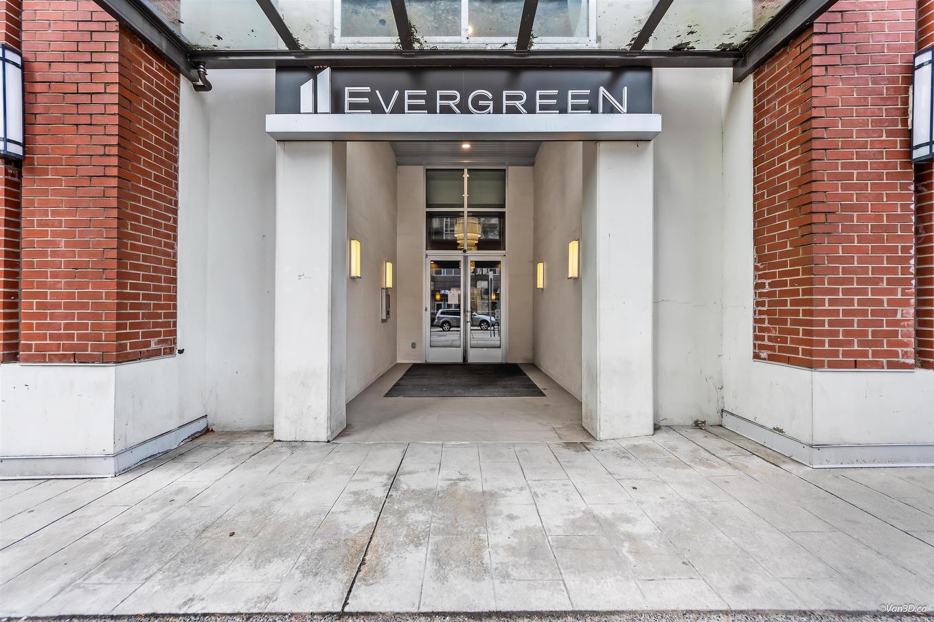 2208-3007 Glen Drive, Coquitlam, BC