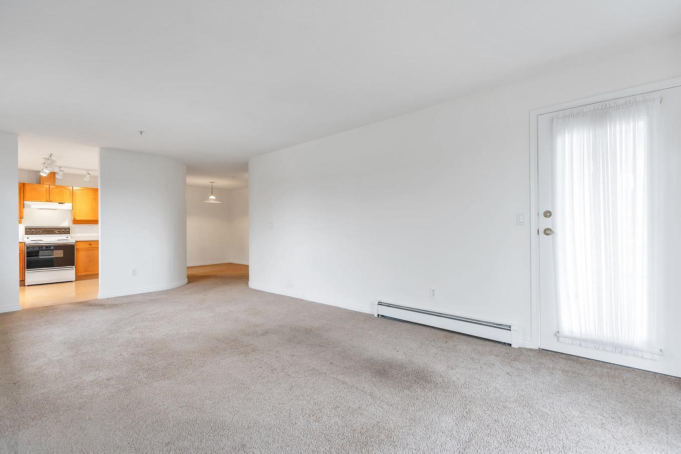 210-9260 No.2 Road, Richmond, BC