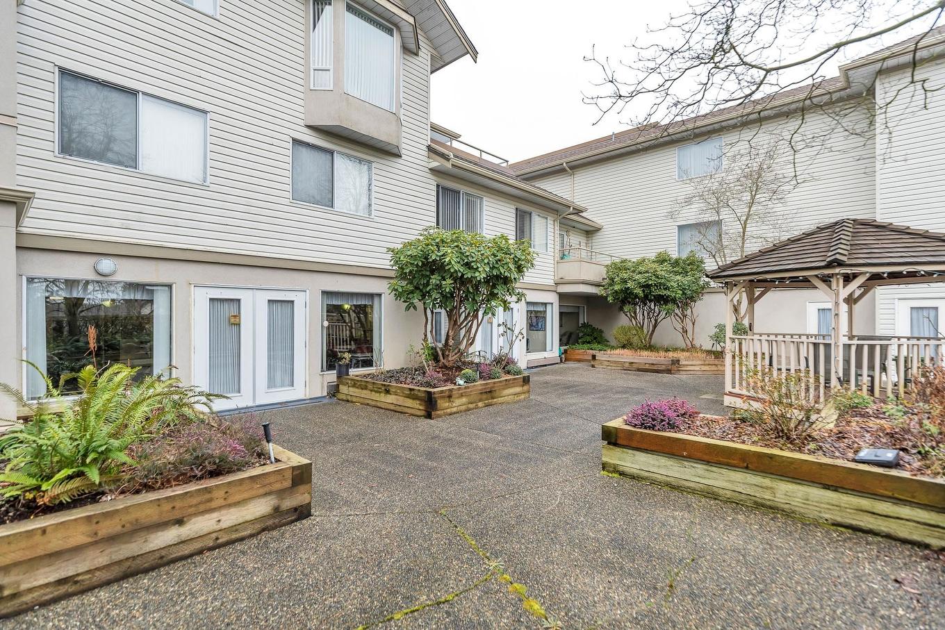 210-9260 No.2 Road, Richmond, BC