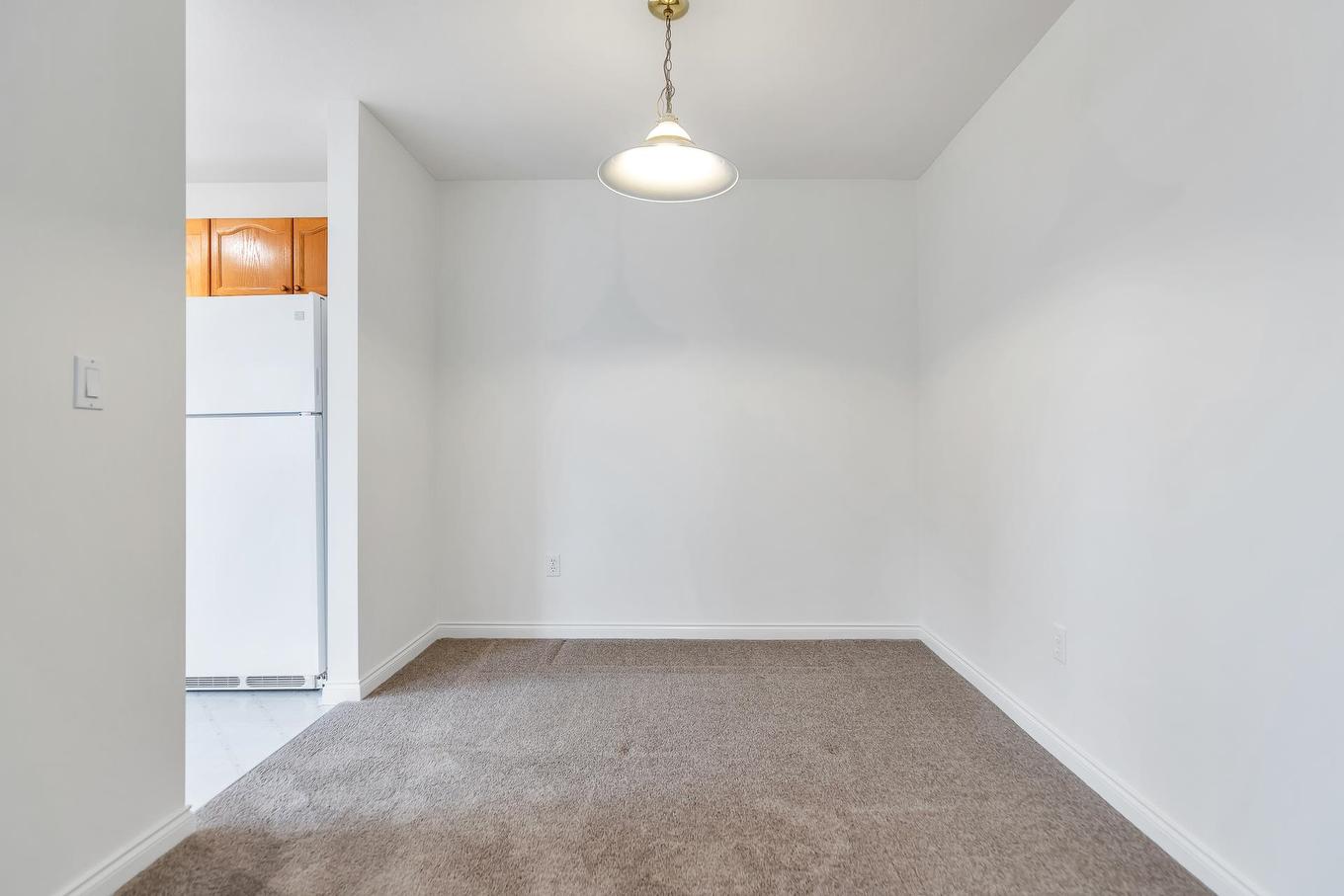 210-9260 No.2 Road, Richmond, BC