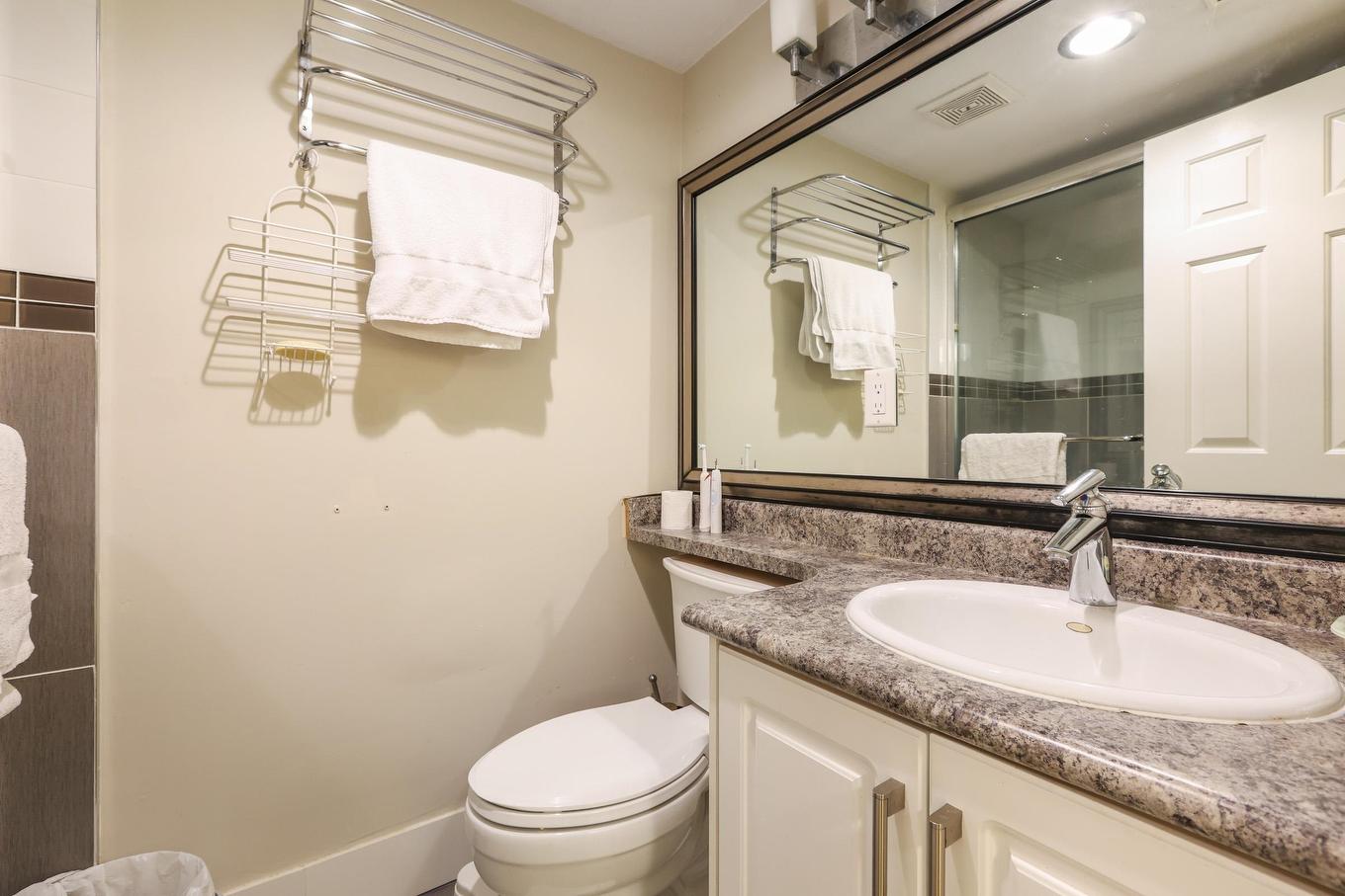 1091 Richelieu Avenue, Vancouver, BC