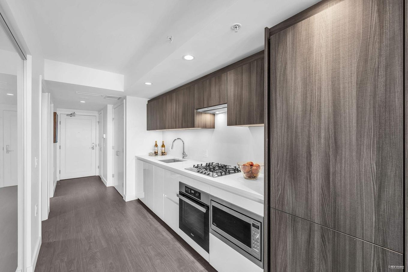 522-6328 No. 3 Road, Richmond, BC