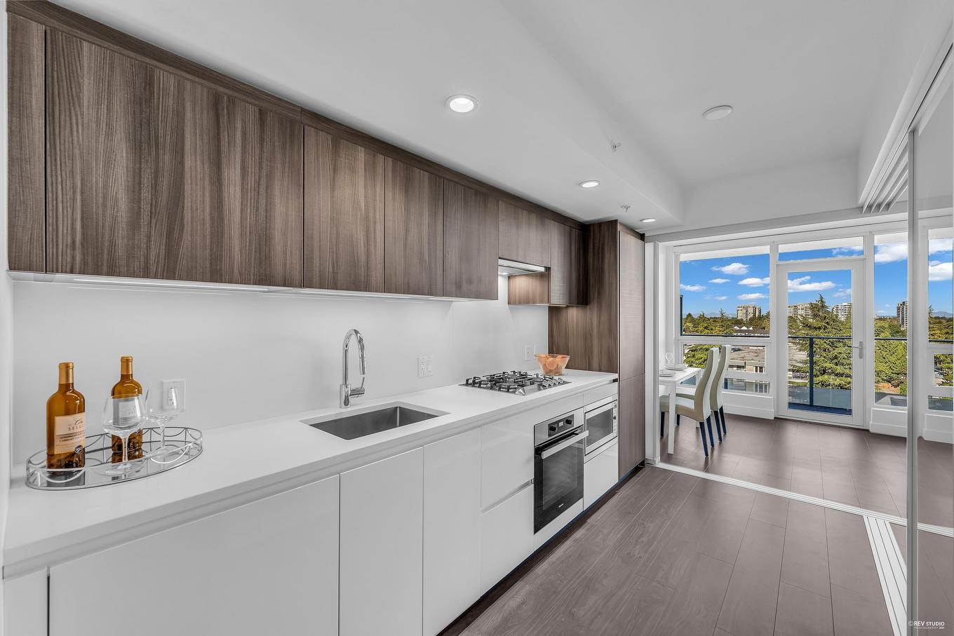 522-6328 No. 3 Road, Richmond, BC