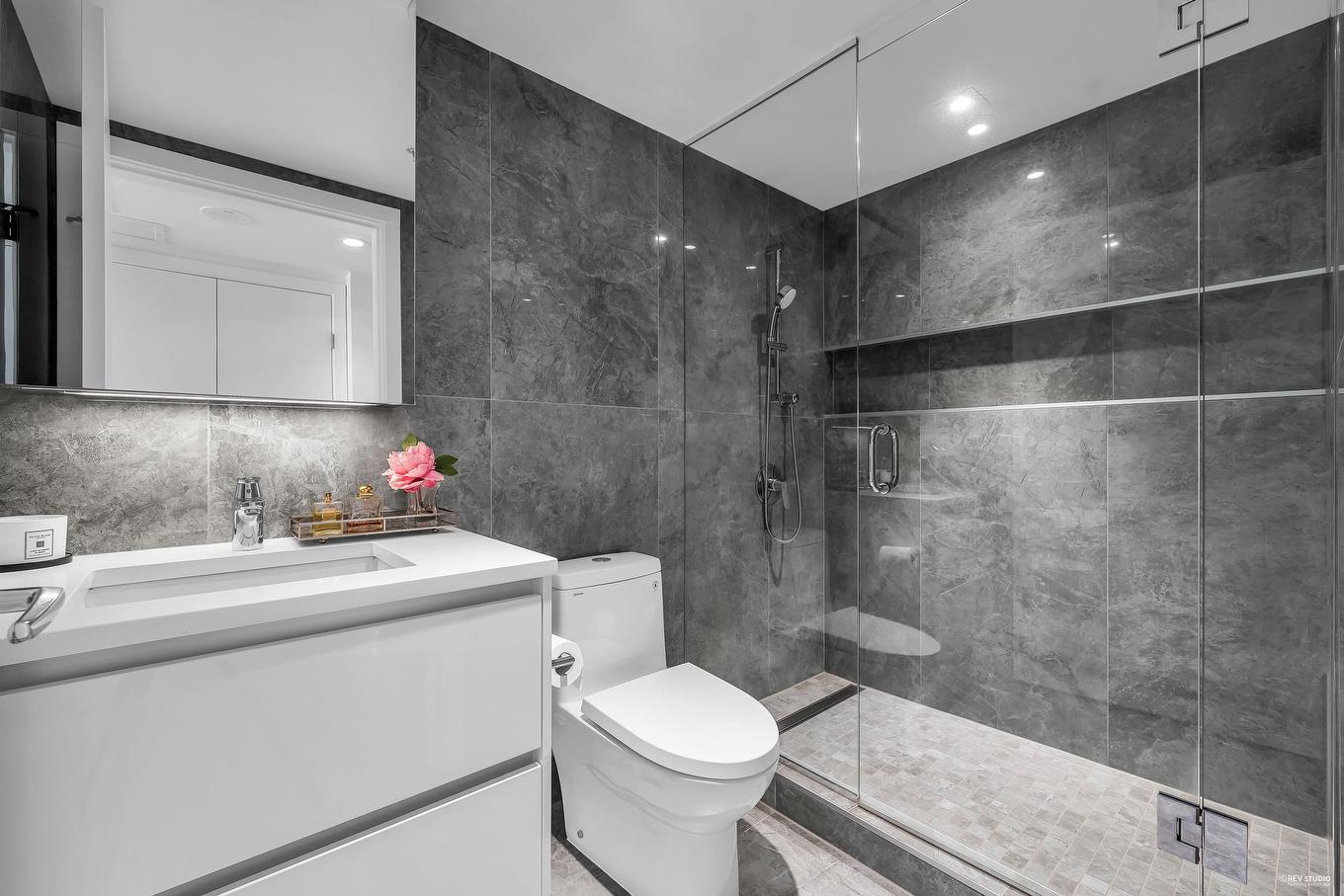 522-6328 No. 3 Road, Richmond, BC