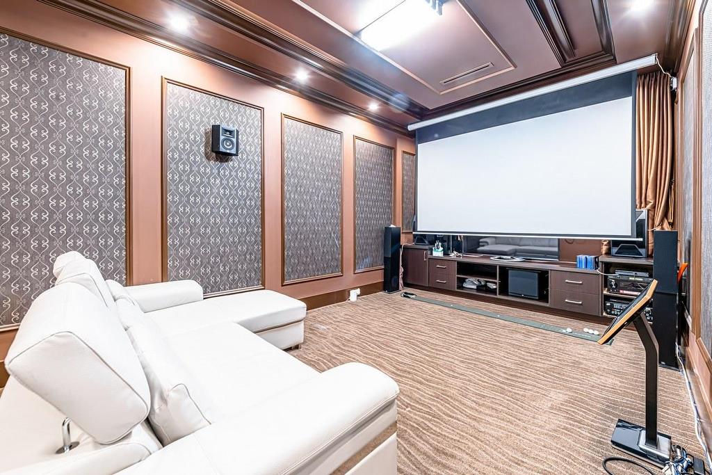 8631 Fairdell Crescent, Richmond, BC