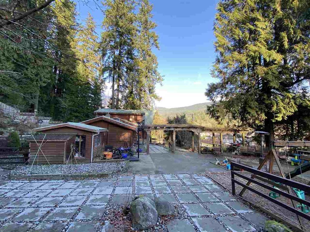 1458 Pipeline Road, Coquitlam, BC