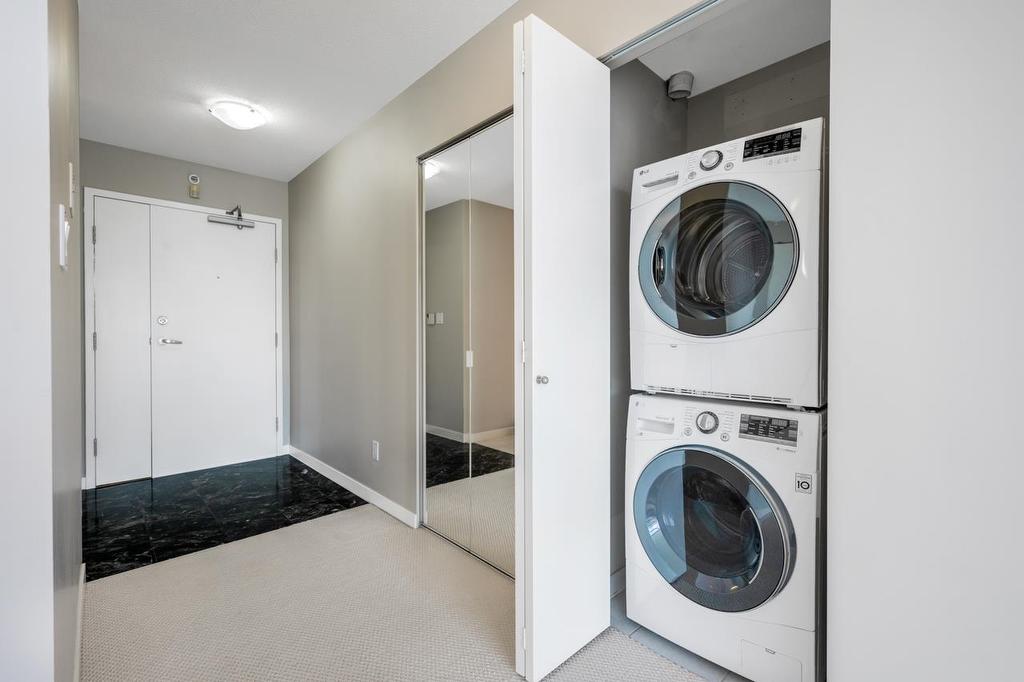 1901-1201 Marinaside Crescent, Vancouver, BC