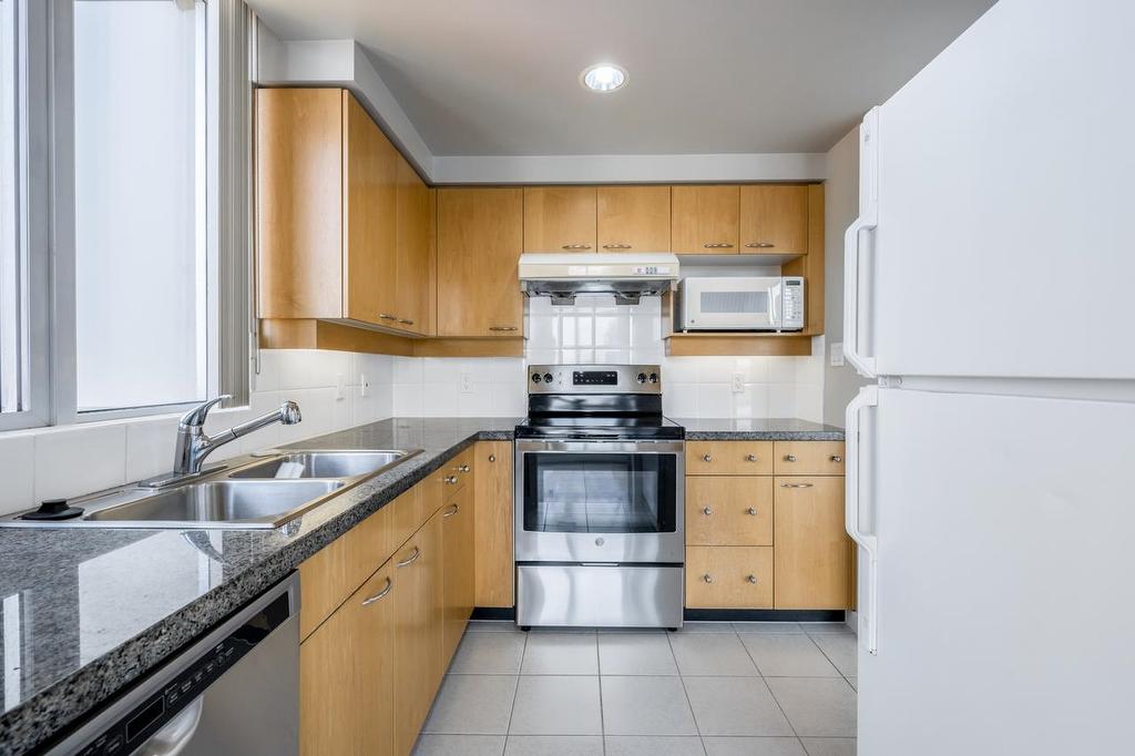 1901-1201 Marinaside Crescent, Vancouver, BC