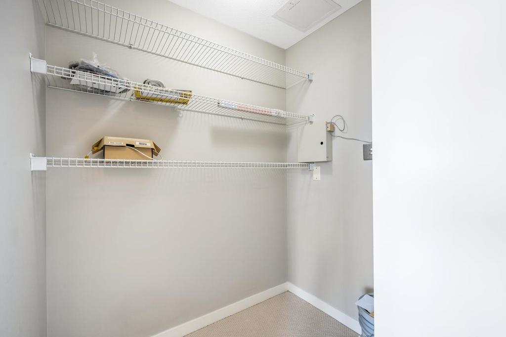 1901-1201 Marinaside Crescent, Vancouver, BC