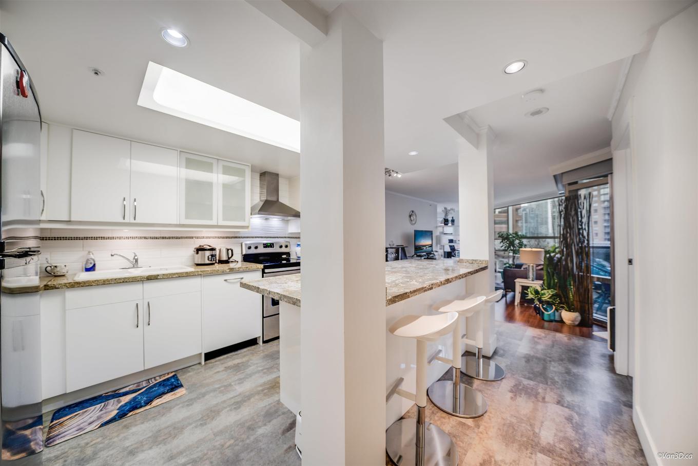 701-1050 Burrard Street, Vancouver, BC