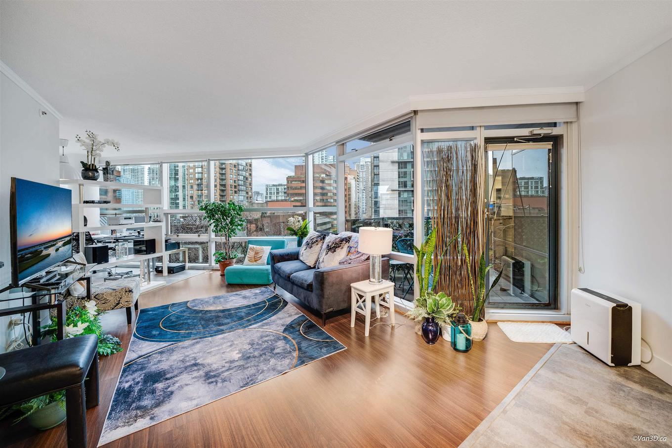 701-1050 Burrard Street, Vancouver, BC