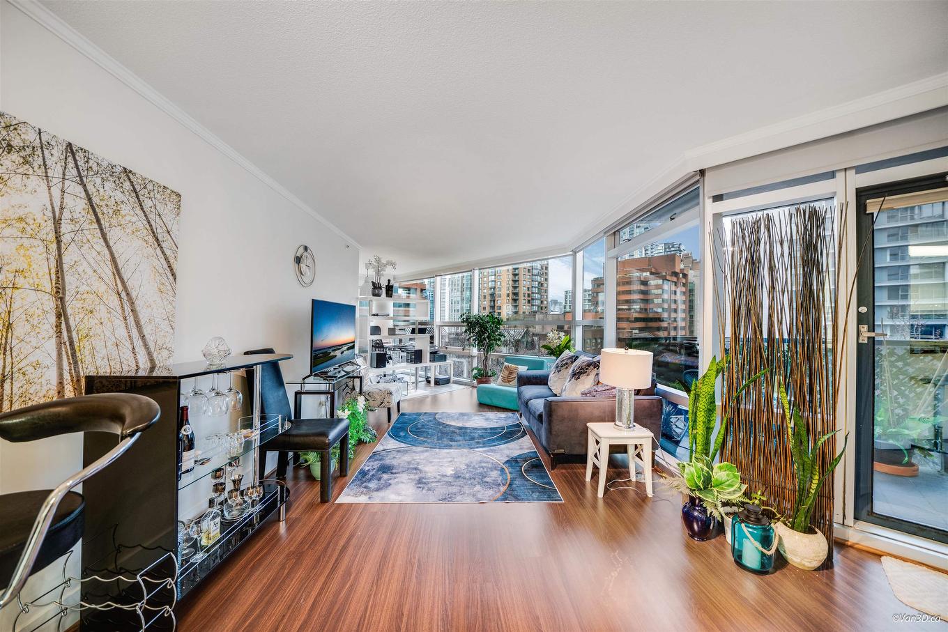 701-1050 Burrard Street, Vancouver, BC