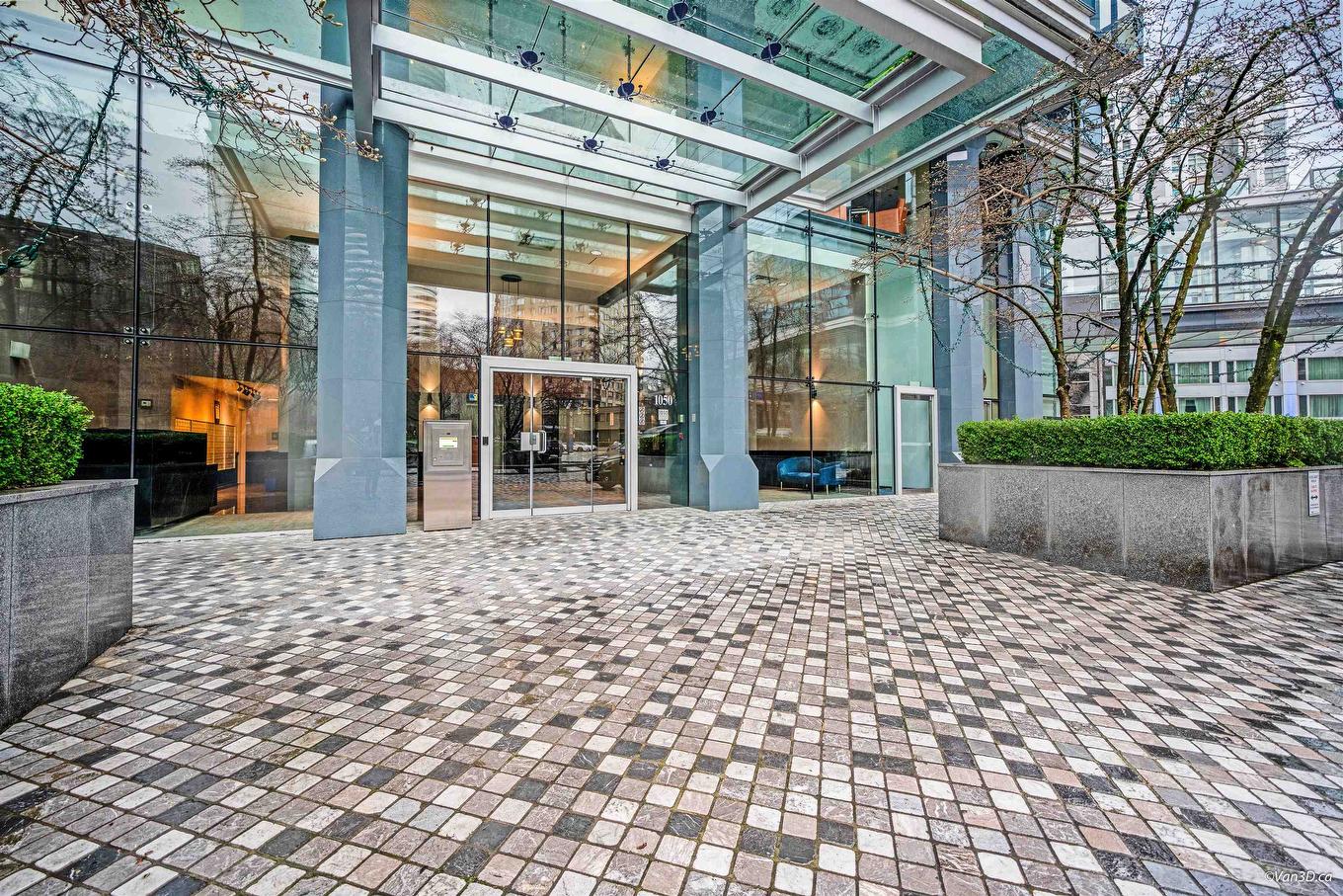 701-1050 Burrard Street, Vancouver, BC