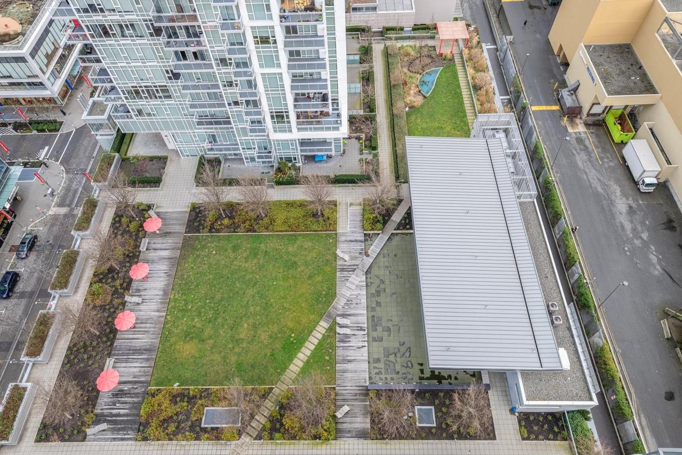 3202-4670 Assembly Way, Burnaby, BC